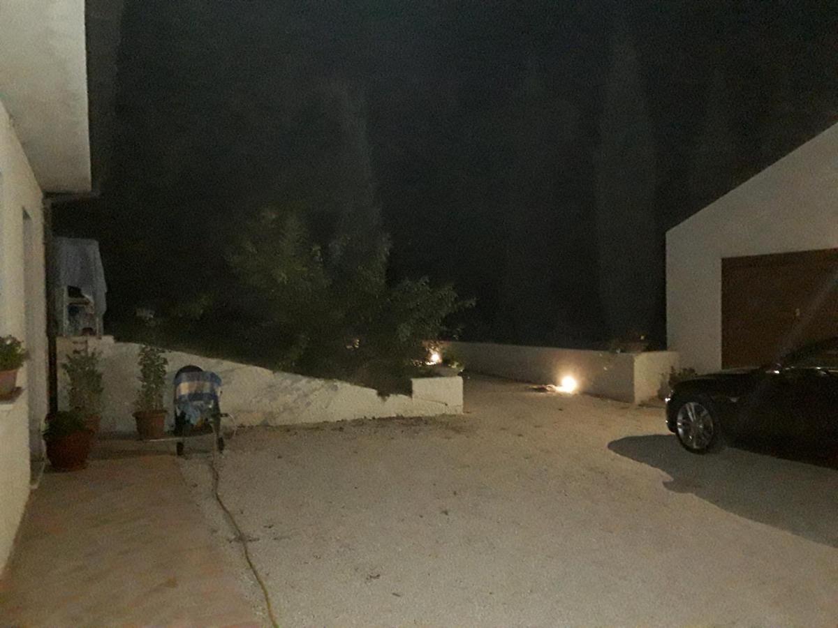 La Casa Nel Verde Larino エクステリア 写真